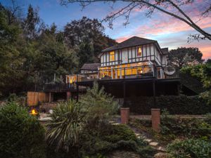 Photo 52- click for photo gallery